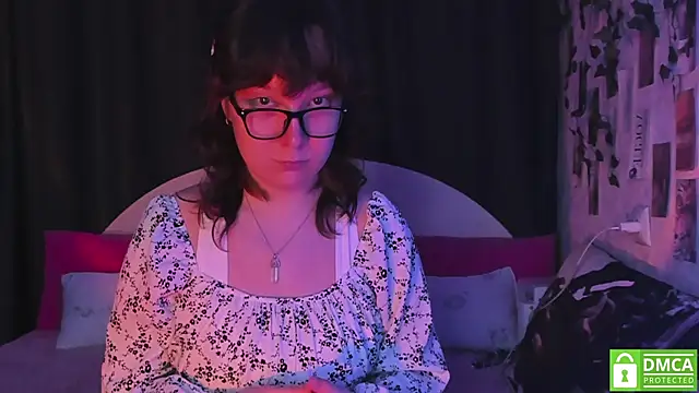 dreamgirllovee online show from September 11, 9:59 pm