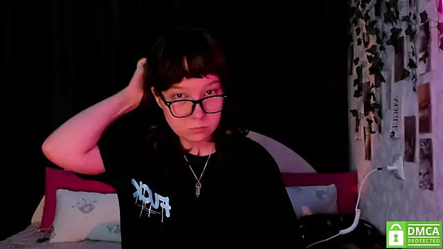 dreamgirllovee online show from September 27, 3:36 am