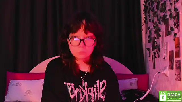 dreamgirllovee online show from September 23, 2:32 am