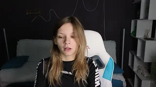 LitaBrom online show from October 10, 8:08 am