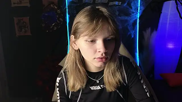 LitaBrom online show from October 26, 2:07 am