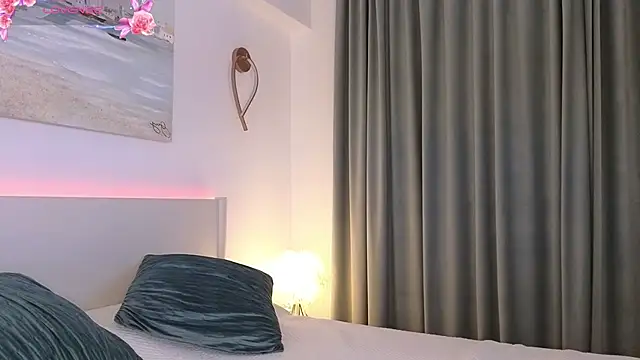 ReyaSophia online show from October 8, 8:57 pm