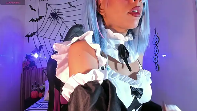 IamNayuta online show from October 17, 3:43 am