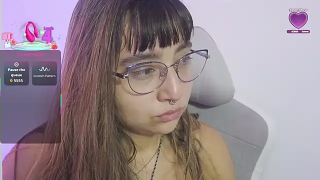 emitaa17228o online show from October 7, 8:24 pm