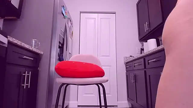 AngieDaniels1 online show from September 17, 11:41 am