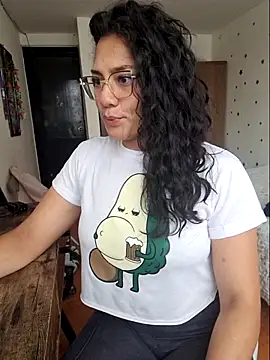 Thaliacooper  online show from October 22, 4:45 pm