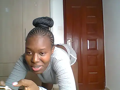 Snapshot of Oliviia_ chatting on October 8, 10:36 pm Oliviia  online show from October 8, 10:36 pm