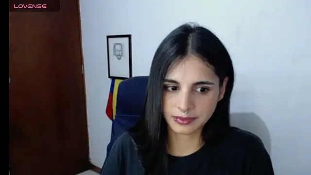 Snapshot of alma_violeta chatting on October 22, 8:36 pm alma violeta online show from October 22, 8:36 pm