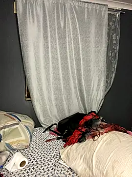 Snapshot of HornyxLadie chatting on November 2, 12:47 am HornyxLadie online show from November 2, 12:47 am