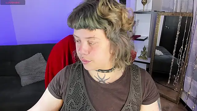 Sabrina scarlett online show from November 16, 4:47 am