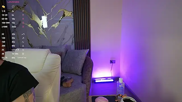 Anybuny online show from October 22, 12:54 pm