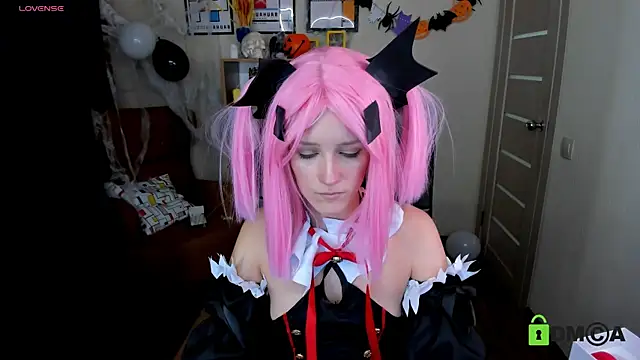 FrancescaCollins online show from October 31, 5:06 pm