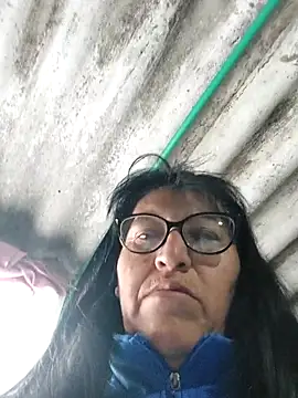 clarita 01 online show from October 27, 11:39 am