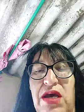 clarita 01 online show from November 6, 11:49 am