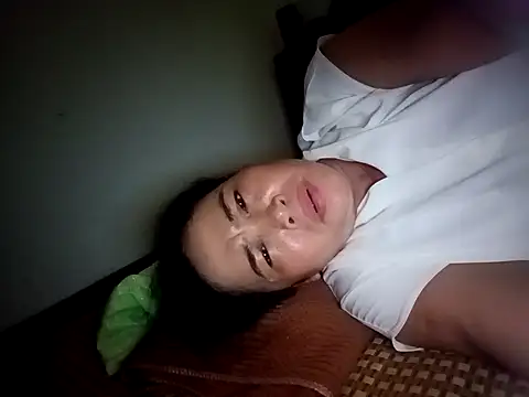 Snapshot of Sexy-asslove90 chatting on October 6, 7:03 am Sexy-asslove90 online show from October 6, 7:03 am