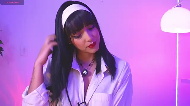 catalina  lovers online show from February 9, 7:27 pm