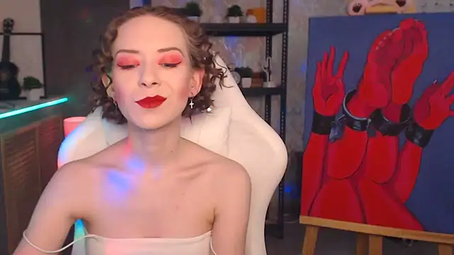 FascinatingEyess online show from February 14, 8:05 am