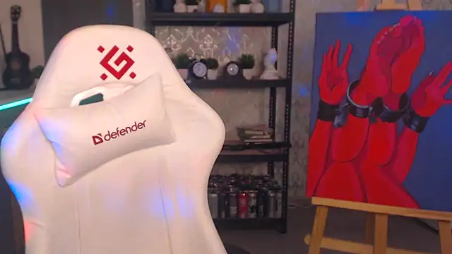 FascinatingEyess online show from November 25, 1:35 pm