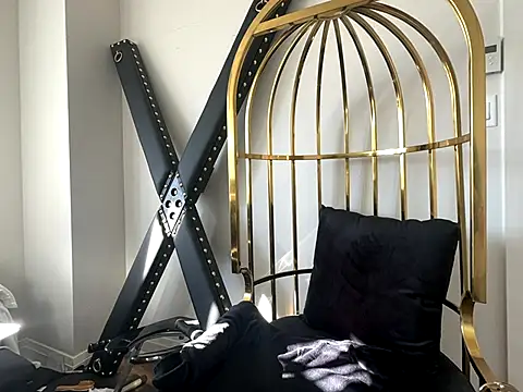 yourgoddessangela online show from October 1, 8:03 pm