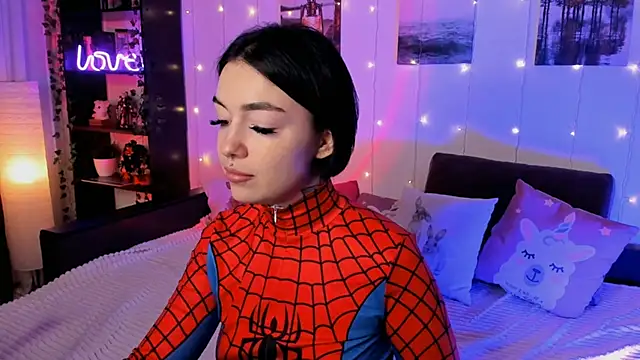 Magic Allie online show from September 25, 7:45 pm