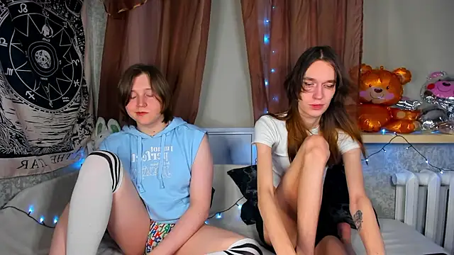 Calvin and Kevin online show from February 6, 2:26 am