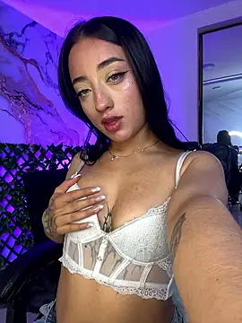 Ady 18 online show from January 14, 7:41 pm