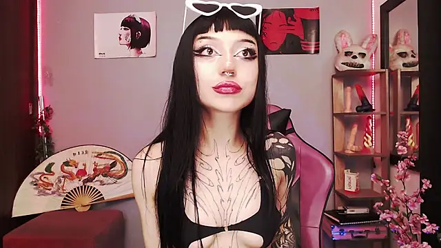 catipetite online show from November 28, 8:28 am