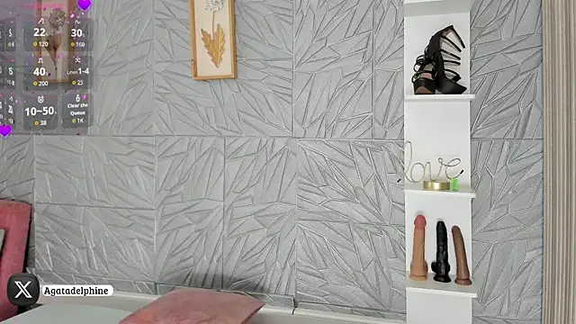 agatadelphine online show from November 4, 2:11 pm