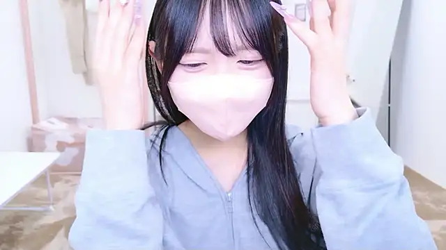 Snapshot of Suzu_ch_xx chatting on September 23, 1:09 pm Suzu ch xx online show from September 23, 1:09 pm