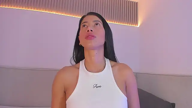 jasminehill  online show from January 17, 1:29 pm