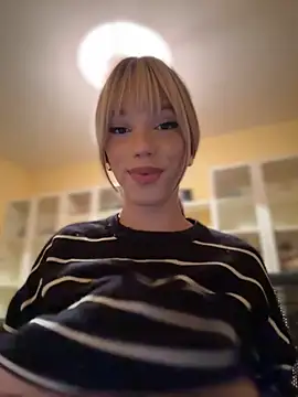 Carlita cute online show from February 2, 11:04 pm