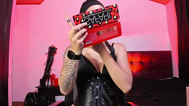 MistressVenena online show from February 16, 4:40 pm