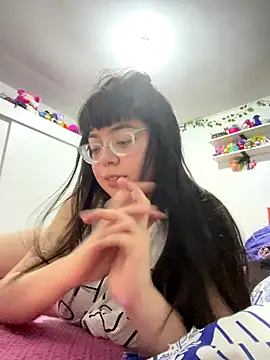 indiegirl666 online show from October 23, 5:46 am