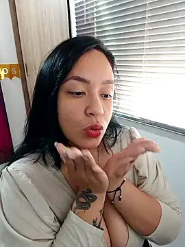 Snapshot of marta201_alfaro chatting on October 19, 2:08 pm marta201 alfaro online show from October 19, 2:08 pm