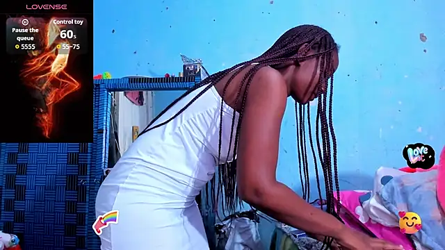 Sandyhamilttoon online show from November 22, 2:03 am