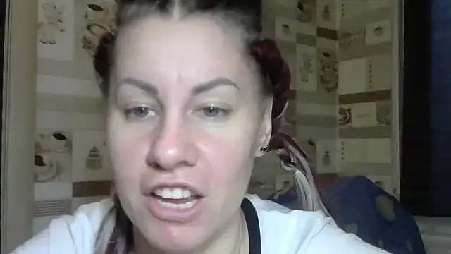 Snapshot of TherestlessKitty chatting on October 18, 6:05 am TherestlessKitty online show from October 18, 6:05 am