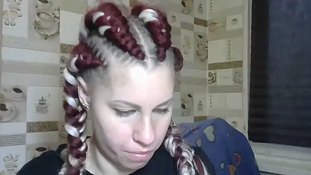 Snapshot of TherestlessKitty chatting on October 16, 6:05 am TherestlessKitty online show from October 16, 6:05 am