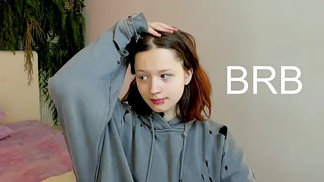 Alina Mills online show from November 26, 10:49 am