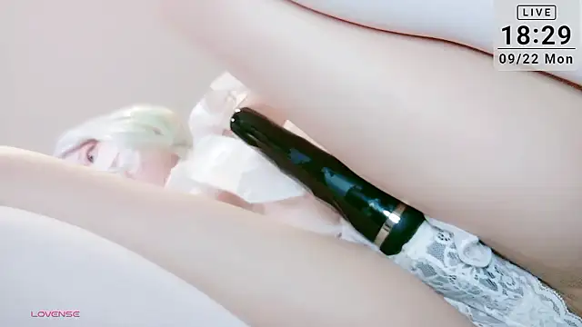 Snapshot of yuayua854 chatting on September 22, 9:30 am yuayua854 online show from September 22, 9:30 am