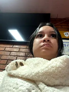 Snapshot of Pretty_Isadora chatting on October 20, 6:49 am Pretty Isadora online show from October 20, 6:49 am