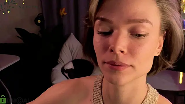 Eva Natsumi online show from November 5, 5:29 pm