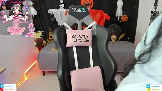 zoesullivan online show from October 28, 10:10 am