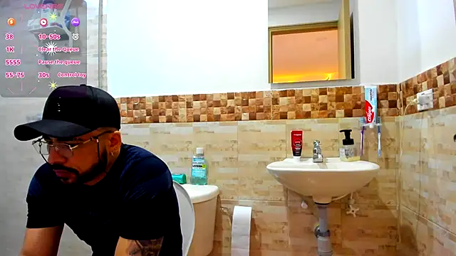 petterwilly1 online show from December 3, 11:29 pm