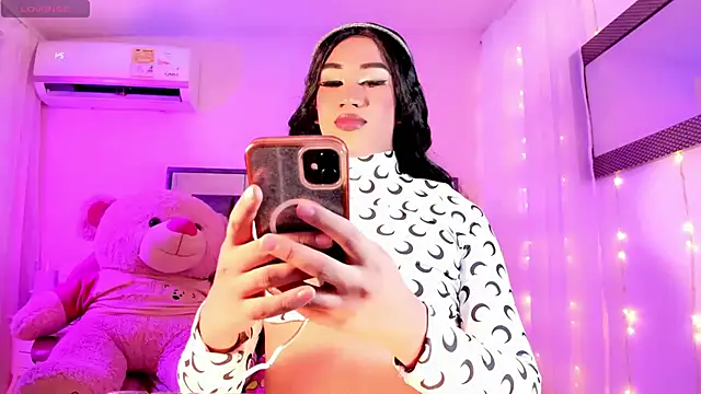 ShantalGirs online show from October 11, 4:17 am