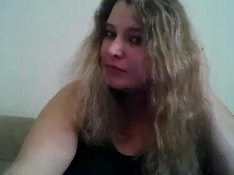 Snapshot of ParisMimi chatting on October 23, 9:26 am ParisMimi online show from October 23, 9:26 am
