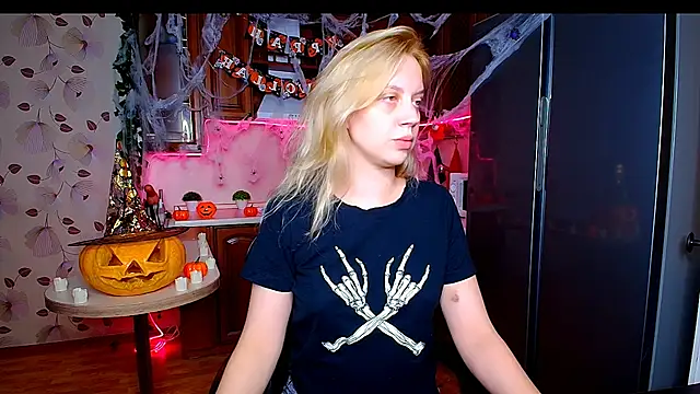 Snapshot of SexyNadi chatting on October 30, 8:05 am SexyNadi online show from October 30, 8:05 am