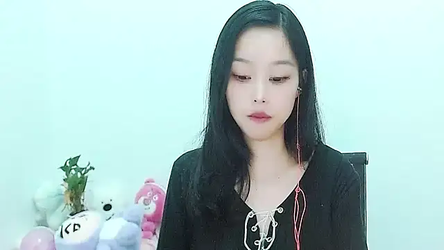 Daisy- baby-cute online show from September 11, 12:00 am