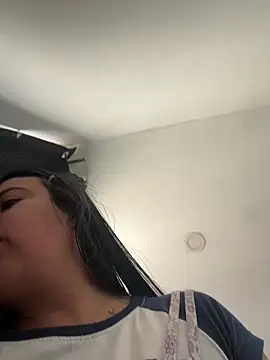 Devilsweet17 online show from February 20, 2:07 pm