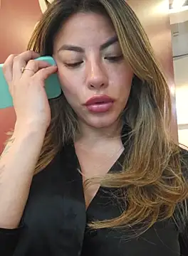 Karen San Miguel online show from October 1, 9:20 pm