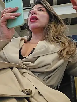 Karen San Miguel online show from October 10, 8:47 pm